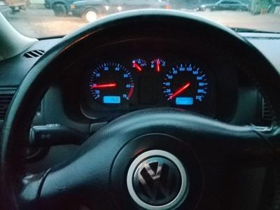 Usata VW Golf IV 75 CV (55 kW) 2000 Blu Utilitaria