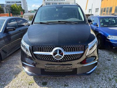 Mercedes V220
