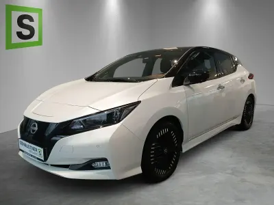 Gebraucht Nissan Leaf Tekna 110 kW (150 PS) 2023 Weiß Kleinwagen