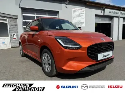 Neu Suzuki Swift Club 83 PS (61 kW) 2026 Orange Kleinwagen