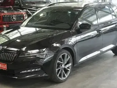 Gebraucht Skoda Superb SportLine 218 PS (160 kW) 2022 Schwarz Kombi