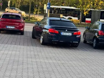 Gebraucht BMW 535 Sport Line 313 PS (230 kW) 2012 Blau Limousine