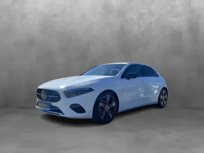 Używany Mercedes A180 Progressive 136 KM (100 kW) 2025 Biały Sedan/Limuzyna