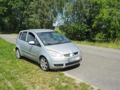 Gebraucht Mitsubishi Colt Motion 75 PS (55 kW) 2006 Silber Kombi