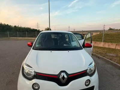 Gebraucht Renault Twingo 90 PS (66 kW) 2016 Weiß Kleinwagen