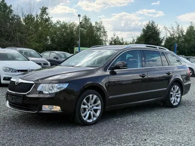 Gebraucht Skoda Superb Family 170 PS (125 kW) 2013 Braun Kombi