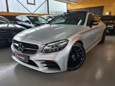 Gebraucht Mercedes C200 AMG 184 PS (135 kW) 2021 Silber Coupé