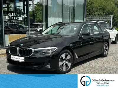 Gebraucht BMW 530 Sport Line 245 PS (180 kW) 2023 Schwarz uni Kombi