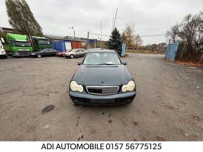 Mercedes C180