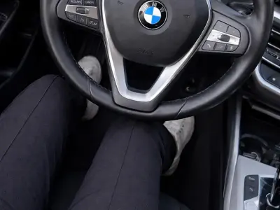 Gebraucht BMW 318 Sport Line 150 PS (110 kW) 2022 Schwarz Kombi