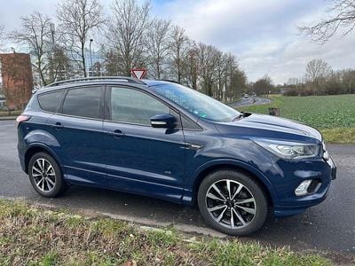 Gebraucht Ford Kuga ST-Line 179 PS (131 kW) 2019 Blau SUV