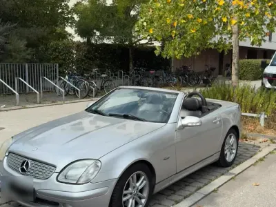 Gebraucht Mercedes SLK200 163 PS (119 kW) 2003 Silber Cabrio