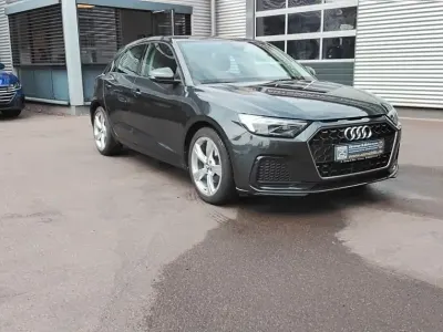Gebraucht Audi A1 Sportback Advanced 116 PS (85 kW) 2019 Grau Kleinwagen