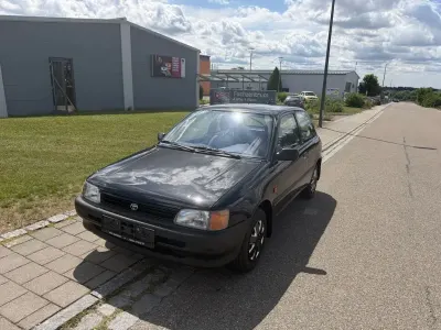 Gebraucht Toyota Starlet 75 PS (55 kW) 1993 Schwarz Kleinwagen