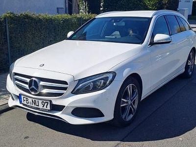 Gebraucht Mercedes C220 Avantgarde 170 PS (125 kW) 2015 Weiß Limousine