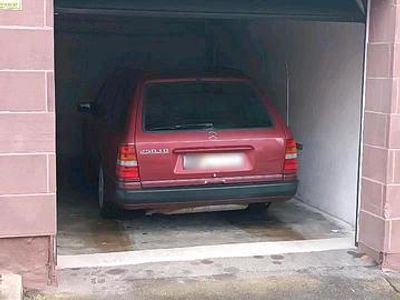 Second-hand Mercedes E250 94 CP (69 kW) 1992 Roșu Break