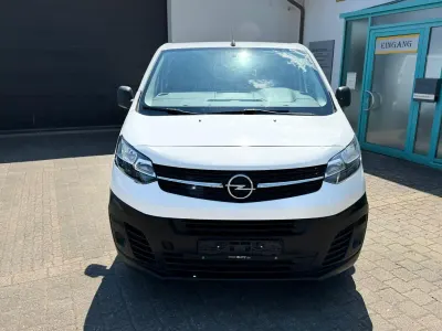 Gebraucht Opel Vivaro-e Combi Selection 122 PS (89 kW) 2020 Weiß Van / Kleinbus