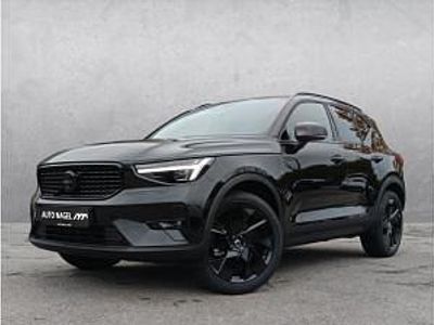 Nowe Volvo XC40 Plus 163 KM (119 kW) 2026 Czarny SUV