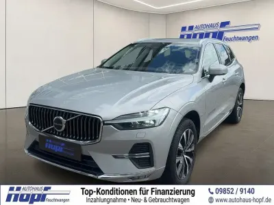 Gebraucht Volvo XC60 Plus 197 PS (144 kW) 2023 Silber SUV