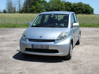 Gebraucht Daihatsu Sirion 87 PS (63 kW) 2006 Silber Kleinwagen