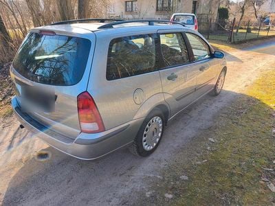 Gebraucht Ford Focus 114 PS (83 kW) 2004 Silber Kombi