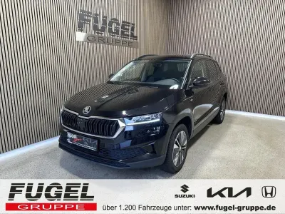 Gebraucht Skoda Karoq Tour 110 PS (80 kW) 2022 Schwarzmagic perleffekt SUV