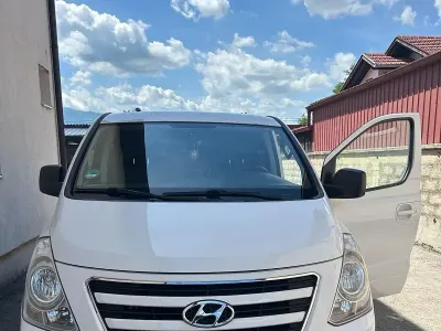 Gebraucht Hyundai H-1 170 PS (125 kW) 2012 Van / Kleinbus