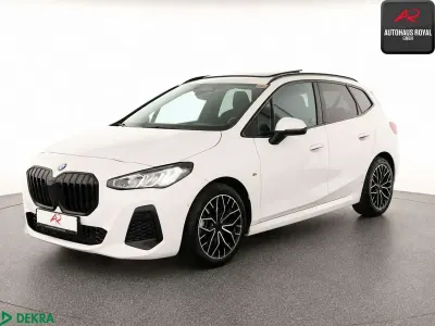 Gebraucht BMW 220 Active Tourer M Sport 170 PS (125 kW) 2023 Weiß Van / Kleinbus