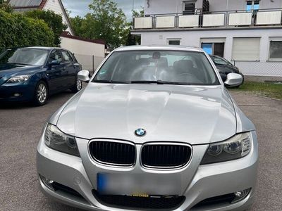 gebraucht BMW 318 i E90 Facelift top zustand