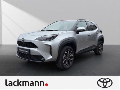 Neu Toyota Yaris Hybrid 131 PS (96 kW) 2025 Silber Kleinwagen
