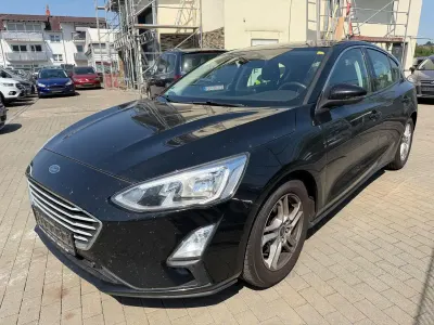 Gebraucht Ford Focus Cool & Connect 125 PS (91 kW) 2018 Schwarz Limousine