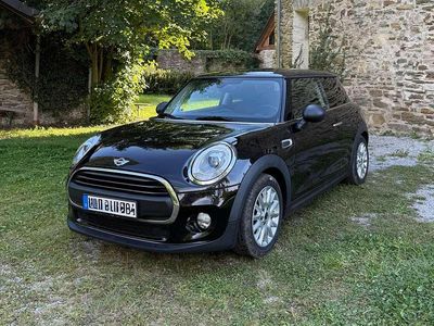 Schwarz Gebraucht 2017 Mini One D Kleinwagen | 12.000 € (Etwas zu teuer)