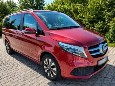 Gebraucht Mercedes V250 Edition 190 PS (139 kW) 2022 Rot Van / Kleinbus