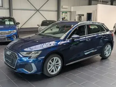 Gebraucht Audi A3 S-Line 110 PS (80 kW) 2021 Blau Limousine