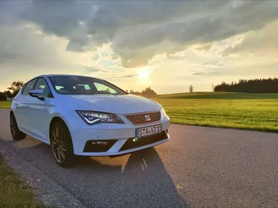 Gebraucht Seat Leon XCELLENCE 131 PS (96 kW) 2019 Weiß Kleinwagen
