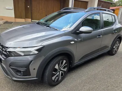 Gebraucht Dacia Sandero Expression 91 PS (66 kW) 2025 Grau Limousine