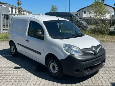 Begagnad Renault Kangoo Basis 95 HK (69 kW) 2021 Vit Minibuss
