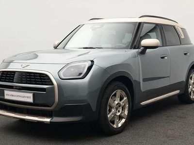Second-hand Mini Countryman Favoured 170 CP (125 kW) 2025 Verde SUV