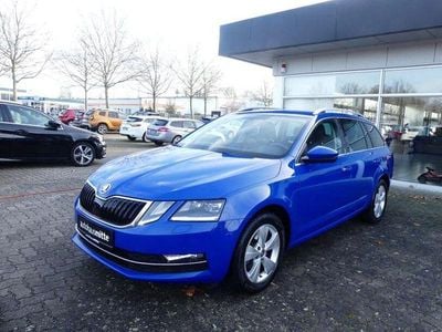 Blau Gebraucht 2020 Skoda Octavia Style Kombi | 21.700 € (Guter Preis)