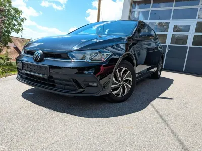 Gebraucht VW Polo Life 95 PS (69 kW) 2022 Schwarz Kleinwagen