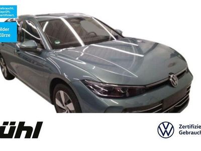 Usata VW Passat Elegance 150 CV (110 kW) 2025 Verde Station wagon