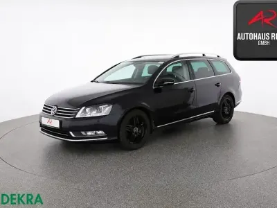 Gebraucht VW Passat Highline 170 PS (125 kW) 2011 Deep black perleffekt Kombi