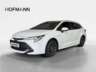 Gebraucht Toyota Corolla Team 184 PS (135 kW) 2022 Schneeweiß Kombi