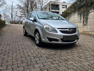 Silber Gebraucht 2010 Opel Corsa Edition Kleinwagen | 4.250 € (Etwas zu teuer)