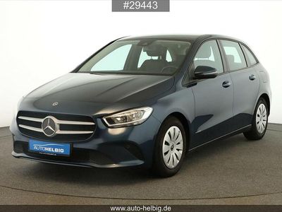 Mercedes B200