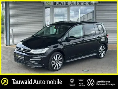 Gebraucht VW Touran Highline 150 PS (110 kW) 2025 Schwarz Van / Kleinbus