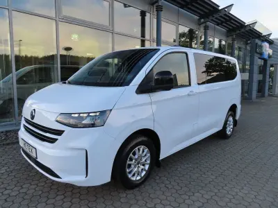 Gebraucht VW Caravelle Life 150 PS (110 kW) 2025 Weiß Van