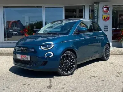 Gebraucht Fiat 500e La Prima 86 kW (118 PS) 2023 Grün Cabrio