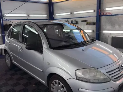 Gebraucht Citroën C3 86 PS (63 kW) 2005 Silber Kleinwagen