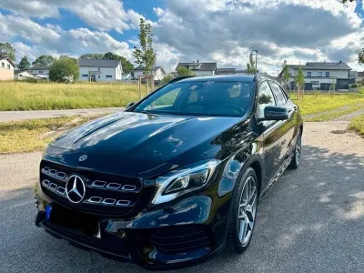 Gebraucht Mercedes GLA250 AMG 211 PS (155 kW) 2018 Nachtschwarz  unilack SUV